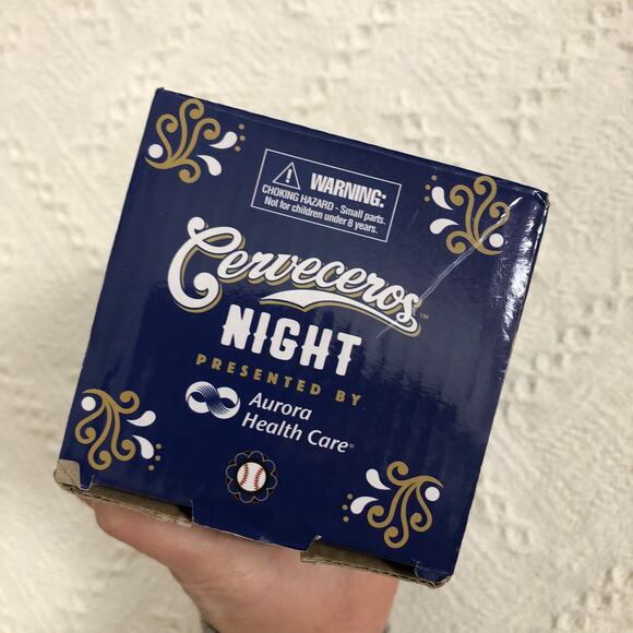 Milwaukee Brewers Cerveceros Sugar Skull Bobblehead 2019 Día de los Muertos NEW - Picture 7 of 7